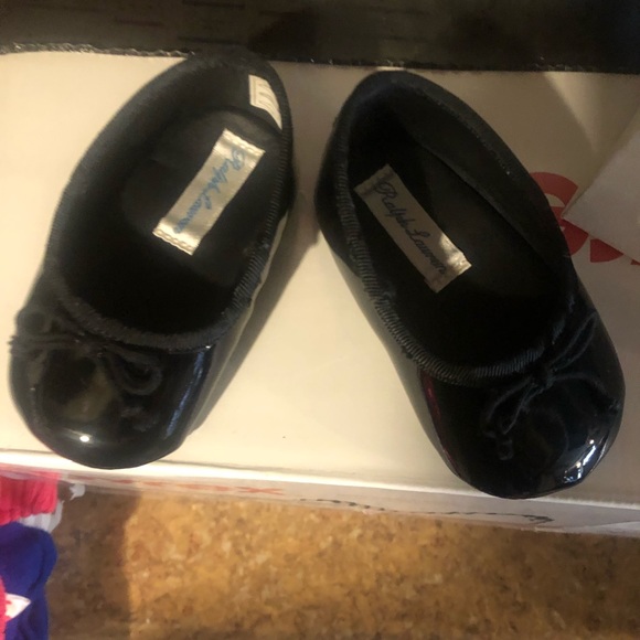🎉SOLD🎉 Ralph Lauren - Infant - Allie Faux-Leather Flat - Picture 2 of 3